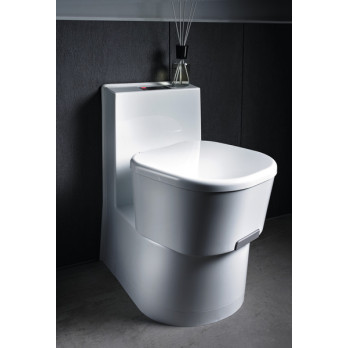 Toaleta Dometic Saneo Comfort CW z 7-litrową świeżą wodą i 16-litrowym zbiornikiem na nieczystości